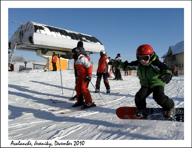DSCN7070 Avalanche sjezdovka December 2010